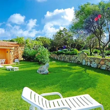 Apartment In Il Nido Dei Gabbiani,