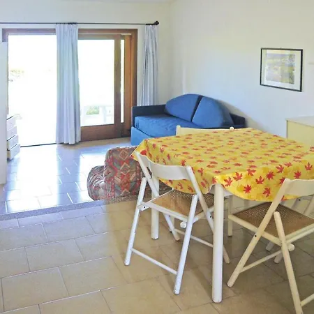 Apartment In Il Nido Dei Gabbiani, Porto Pollo