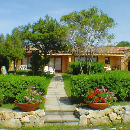 Apartment In Il Nido Dei Gabbiani, *
